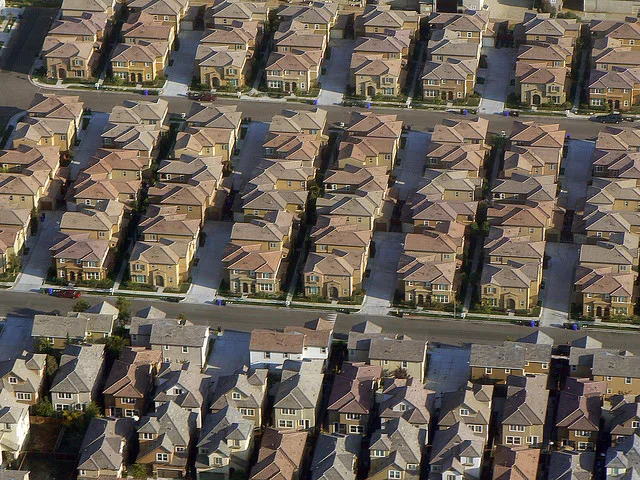 Expanding Paris will require energy, money…and a Ponzi scheme!